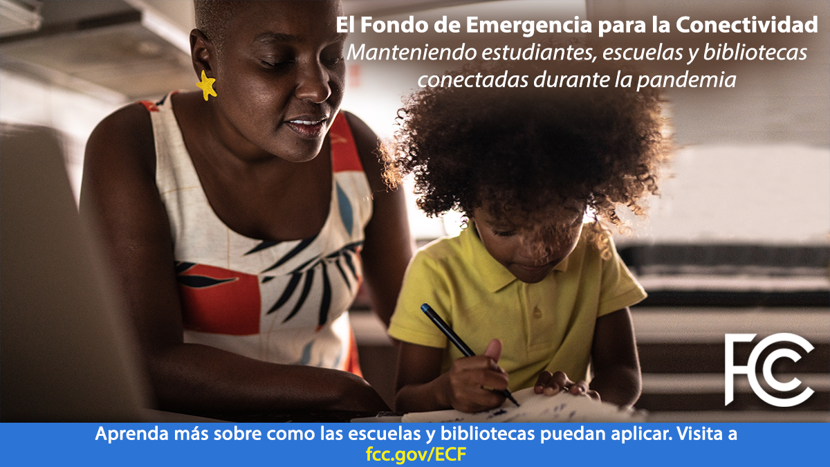 Image with Spanish text: Emergency Connectivity Fund - woman helping child writing in a paper notebook